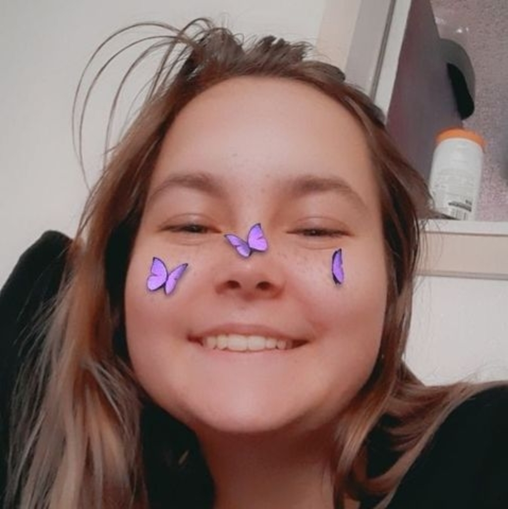 Meet your Posher, Vivien